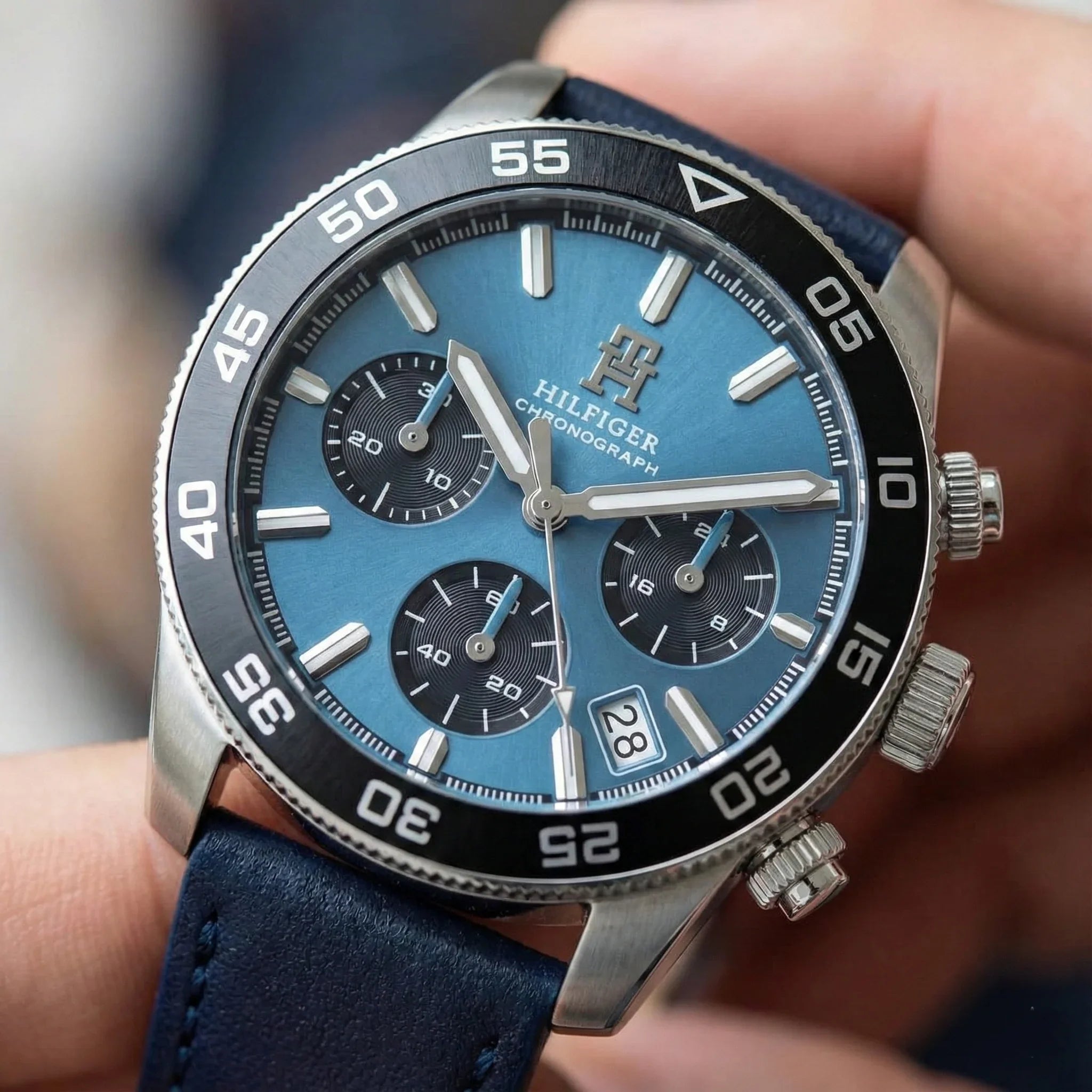 Tommy Hilfiger  1792187 Men’s Chronograph Watch – Blue Dial & Navy Leather Strap