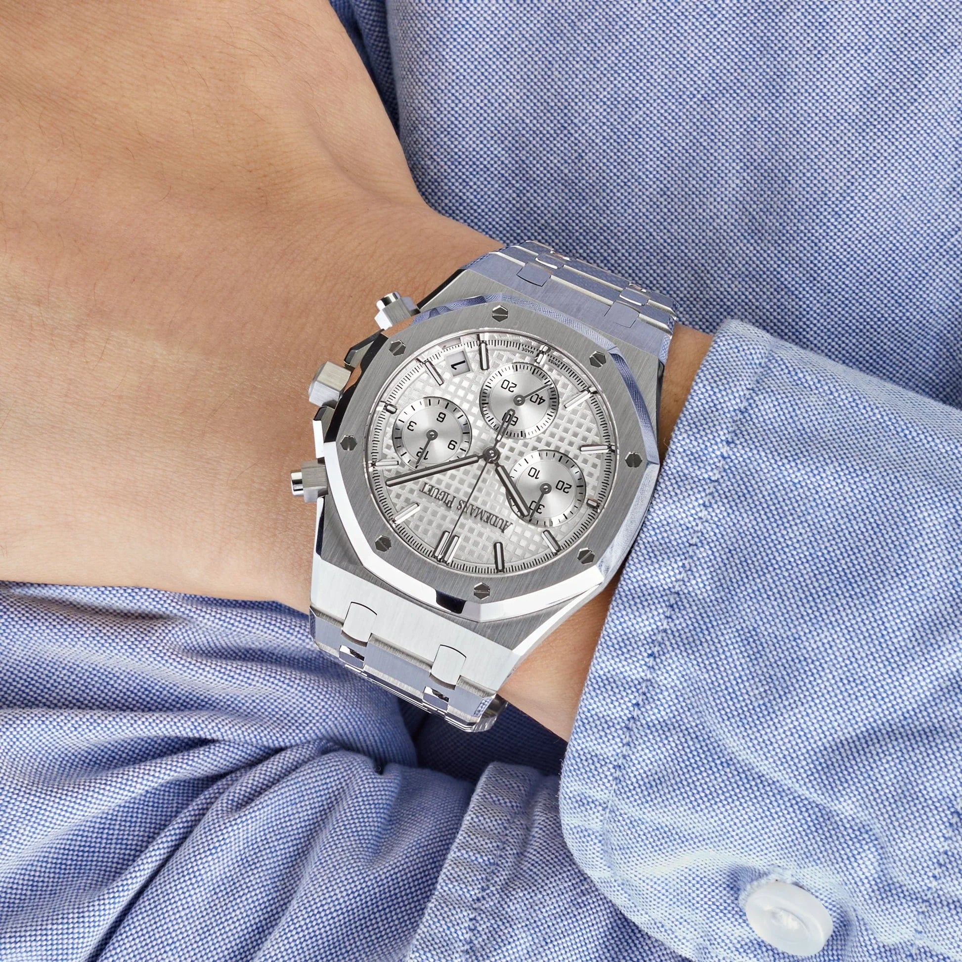 Audemars Piguet Royal Oak 26240ST.OO.1320ST.07 Chronograph 41mm White Dial Men’s Watch