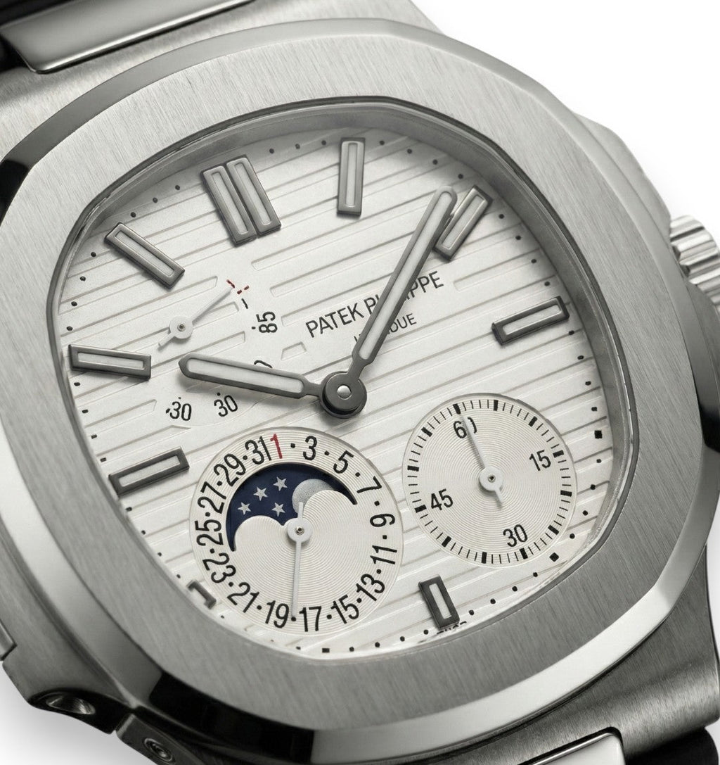 Patek Philippe Nautilus watch silver-white dial