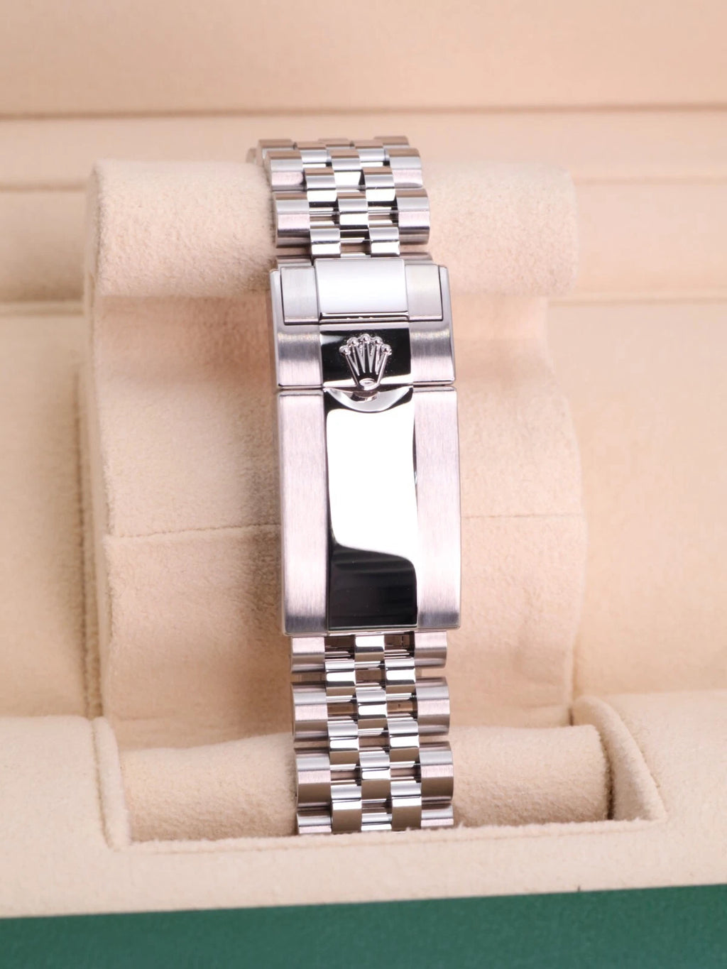 Rolex GMT-Master II “Bruce Wayne” – Black Dial & Black Ceramic Bezel Oyster Bracelet